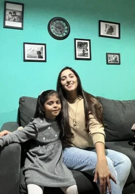 Sitter Profile Image: Leticia & Nicol 