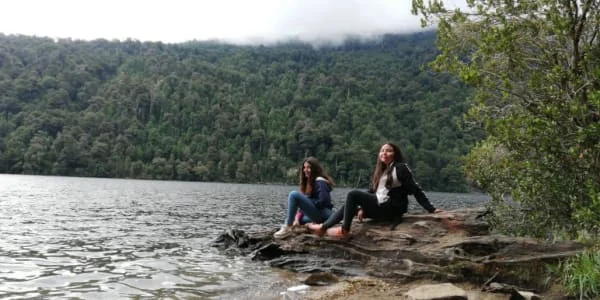 Sitter Profile Image: Antonia & Catalina 
