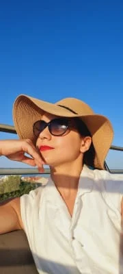 Sitter Profile Image: Habiba 
