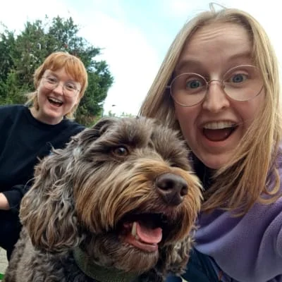 Sitter Profile Image: Emily & Bridie 