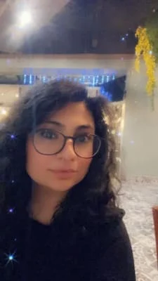 Sitter Profile Image: Hareem 