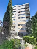 VILLENEUVE LES AVIGNON 30400 - Appartement