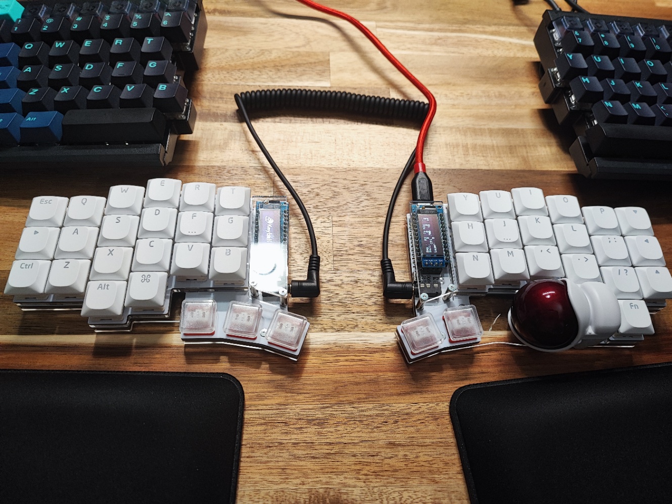 自作キーボード(Keyball44)デビューしました 自作キーボード(Keyball44)デビューしました