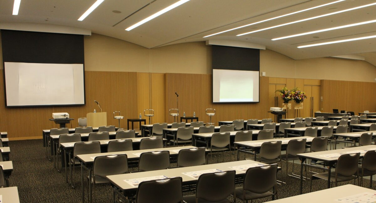 富山国際会議場 多目的会議室