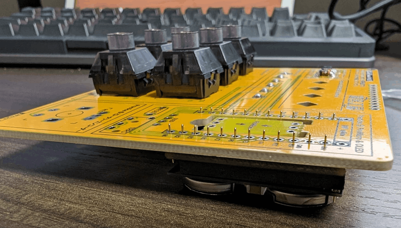 BLE Micro Pro (自作キーボード無線化キット) のメモ BLE Micro Pro (自作キーボード無線化キット) のメモ
