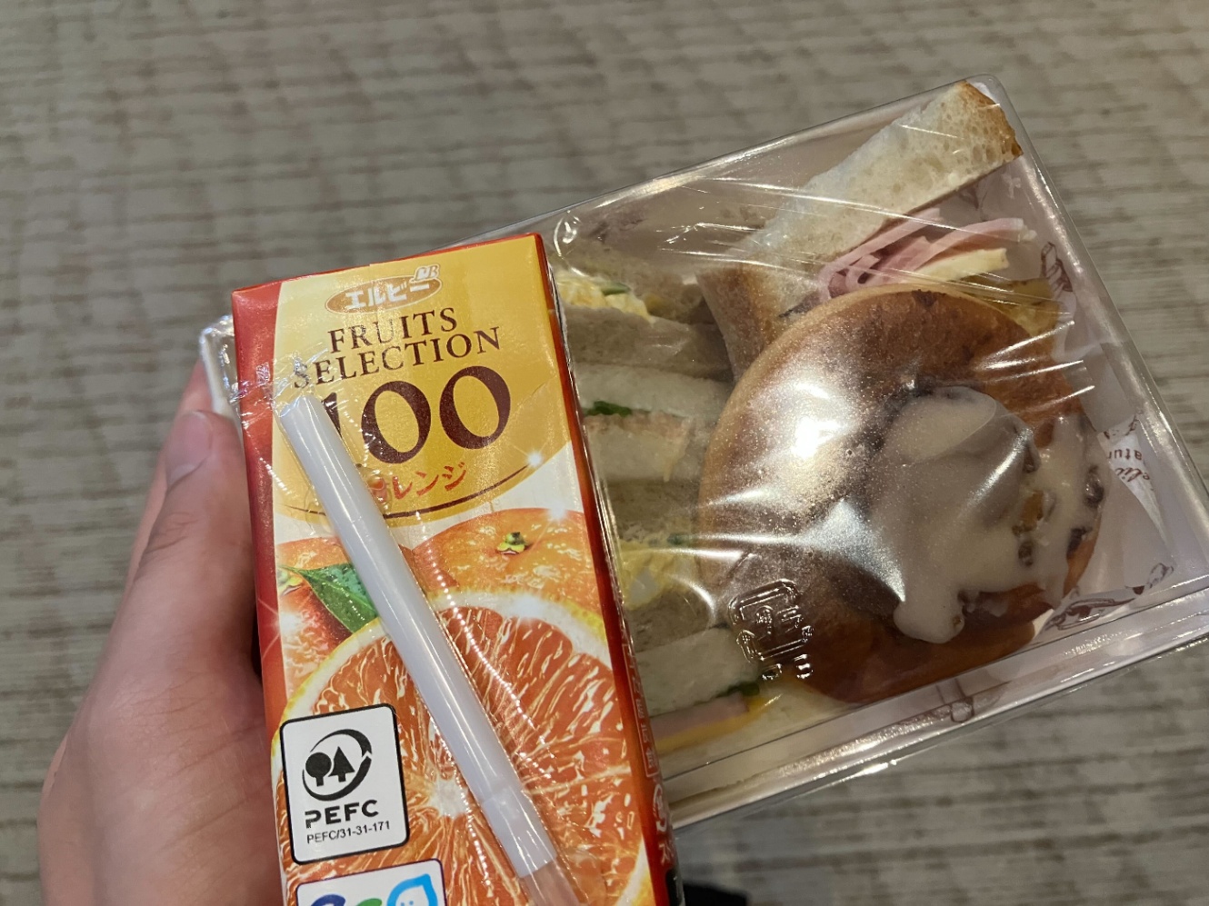 2日目に支給された昼ごはん