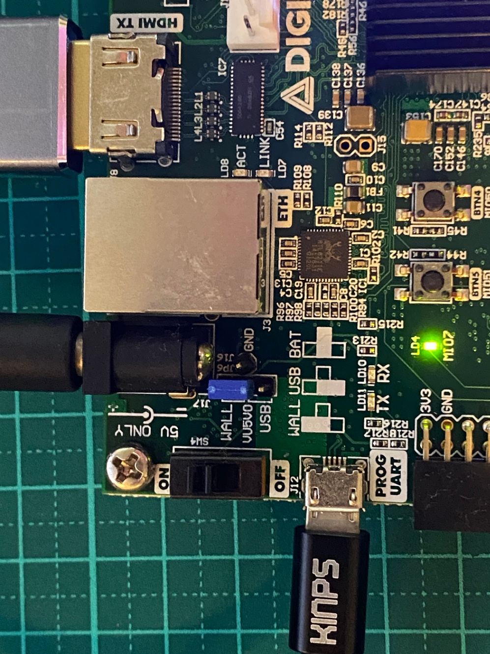 ZYBO Z7を取り扱うにあたって、検索したことなどを雑多に。