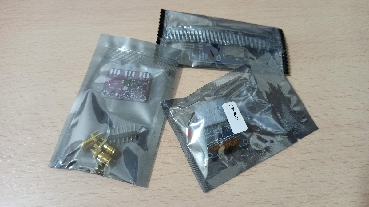 AliExpressのWin win.というストアで注文した部品が写った写真