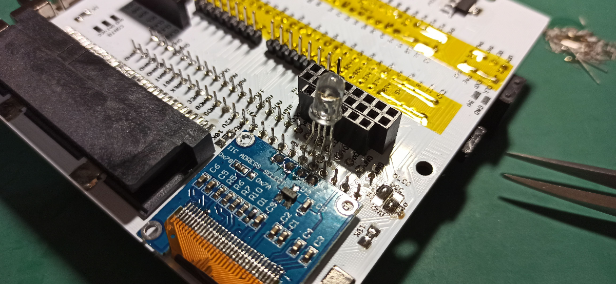 冬休みの自由研究：cartreaderを作る