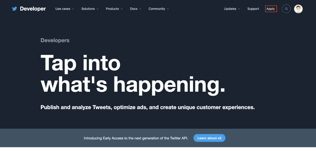 developer.twitter.comのページで右上のApplyをクリック