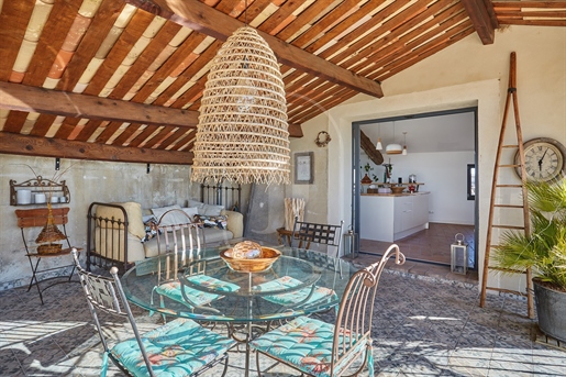 Charmante maison de village à vendre proche de Lourmarin