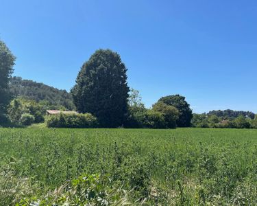 Terrain 770 m² Aix En Provence