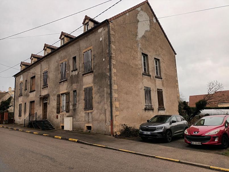 Maison 30 pièces 600 m²