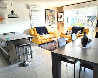 Appartement meublé 3 pièces 70m2 centre-ville de Sainte Maxime