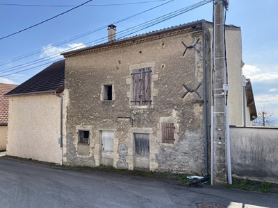 Bâtiment de stockage ou maison à rénover