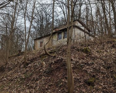 A vendre terrain avec maison sans électricité