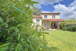 Sur les hauteurs de Tarare- jolie maison avec 4 chambres et beau