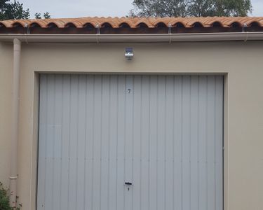 Grand Garage/Box/Garde-Meubles Neuf 22 m2