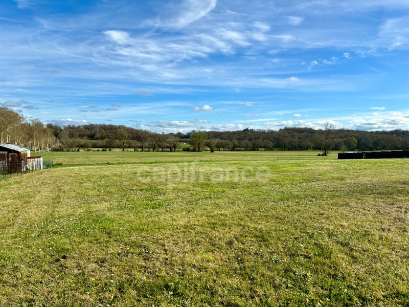 Dpt Gers (32), à vendre proche de LE HOUGA terrain à bâtir de 1905 m2