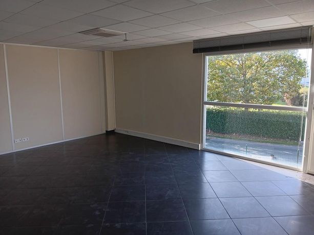 Bureaux 200 m²