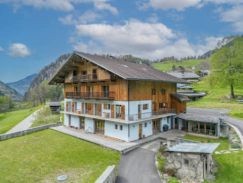 Chalet 16 pièces 611 m²