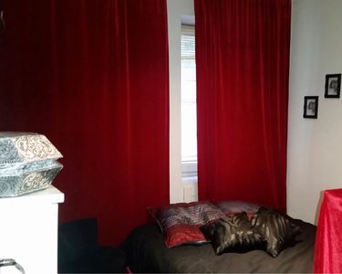 Appartement pignon sur rue F2 centre de Mandres les Roses