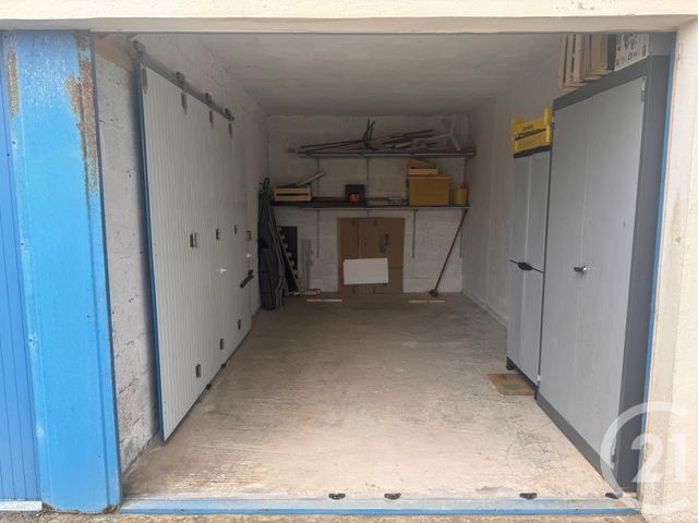 Parking 14 m²