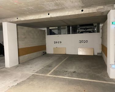 Parking de 12 m2 facilement accessible à Bagneux 92220