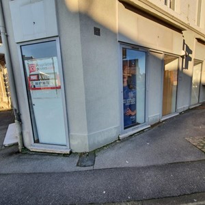 02500 HIRSON - MURS COMMERCIAUX LIBRES 72 m²