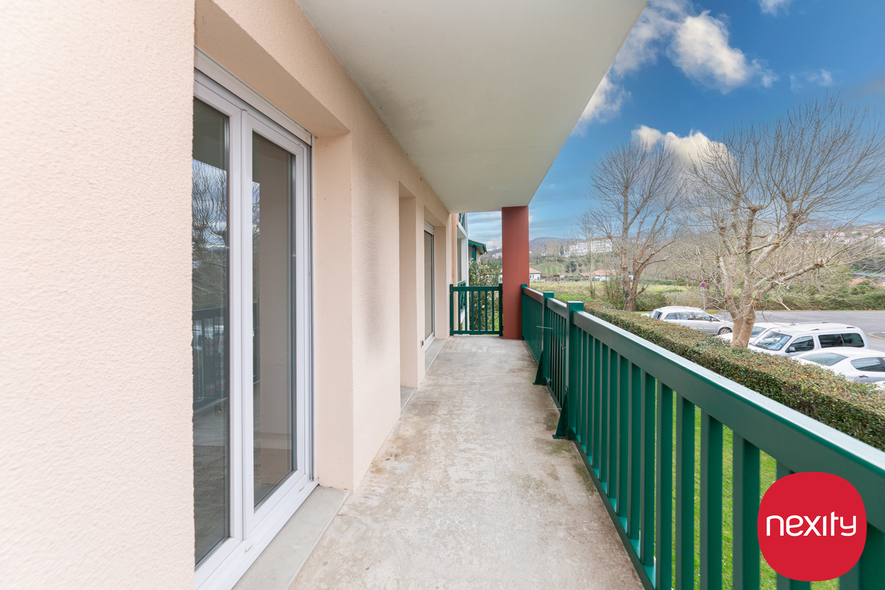 Appartement 2 pièces avec grande terrasse