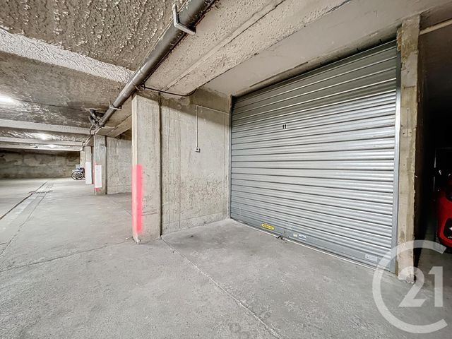 Parking - Garage Vente Bagnols-sur-Cèze  13m² 14000€