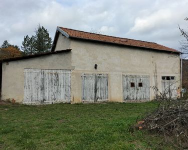 Maison à réhabiliter sur terrain constructible de 1000 m2