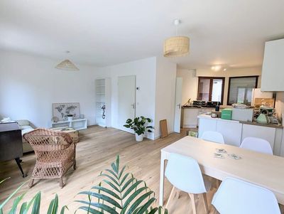 Loue maison meublée Lille centre T4 80m² avec jardin, terrasse, garage