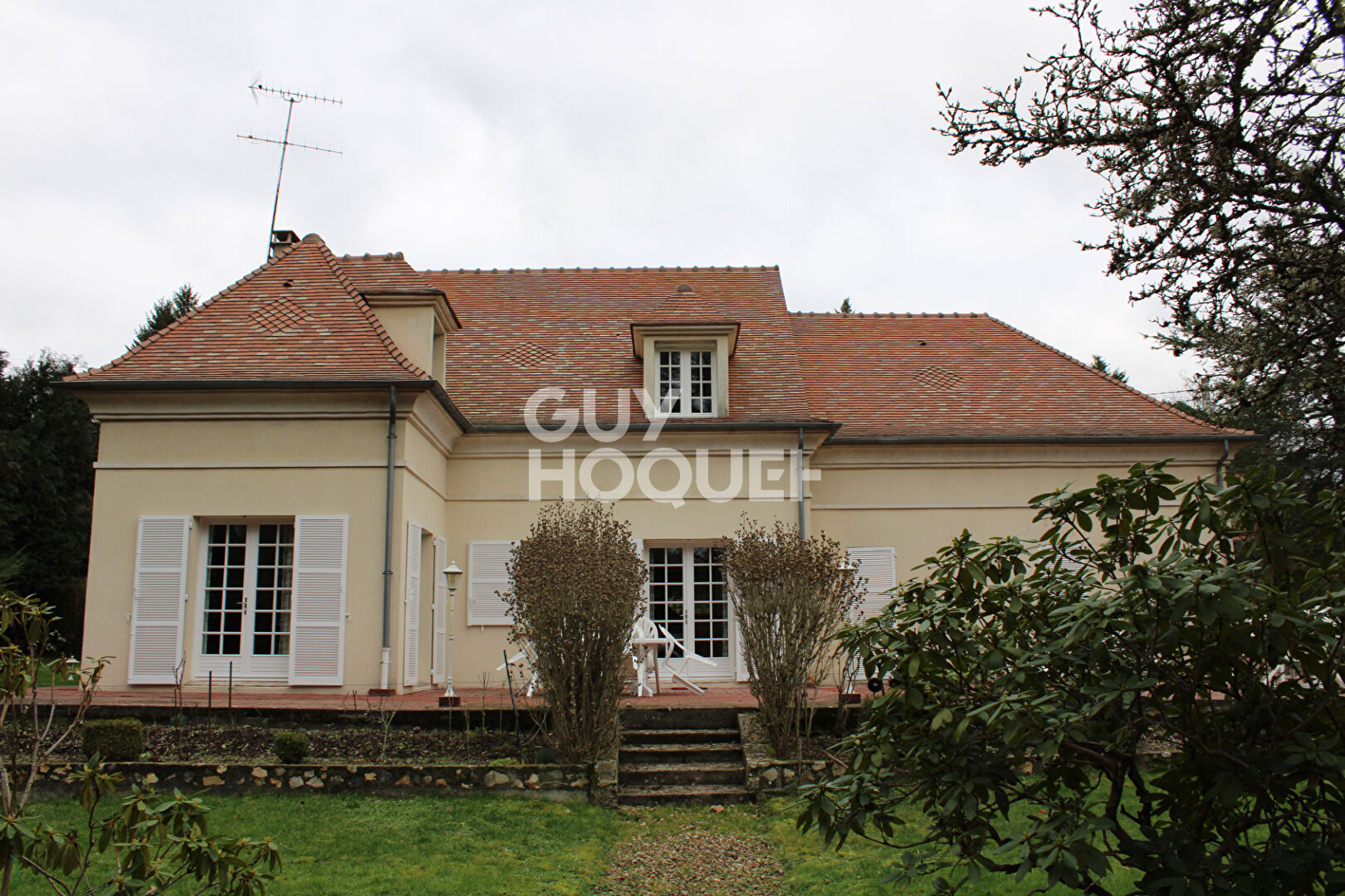 Maison Poigny La Foret 6 pièces 131.87 m2