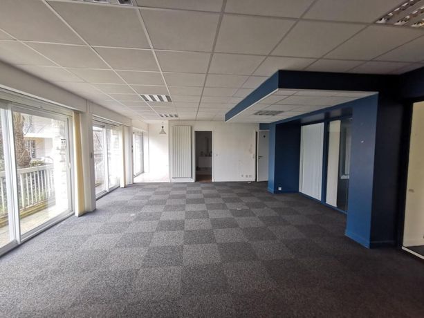 Bureaux 102 m² 