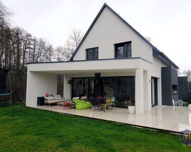 Maison 5 pièces 147 m²