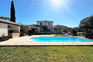 MAISON T7/8 ST LYS - PISCINE - DEPENDANCES