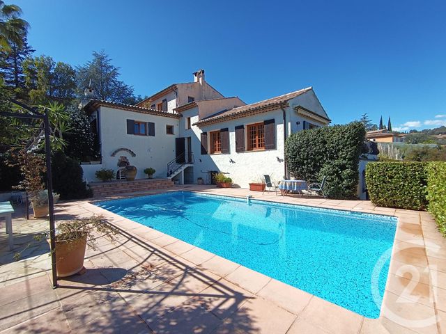 Maison 6 pièces 264 m²