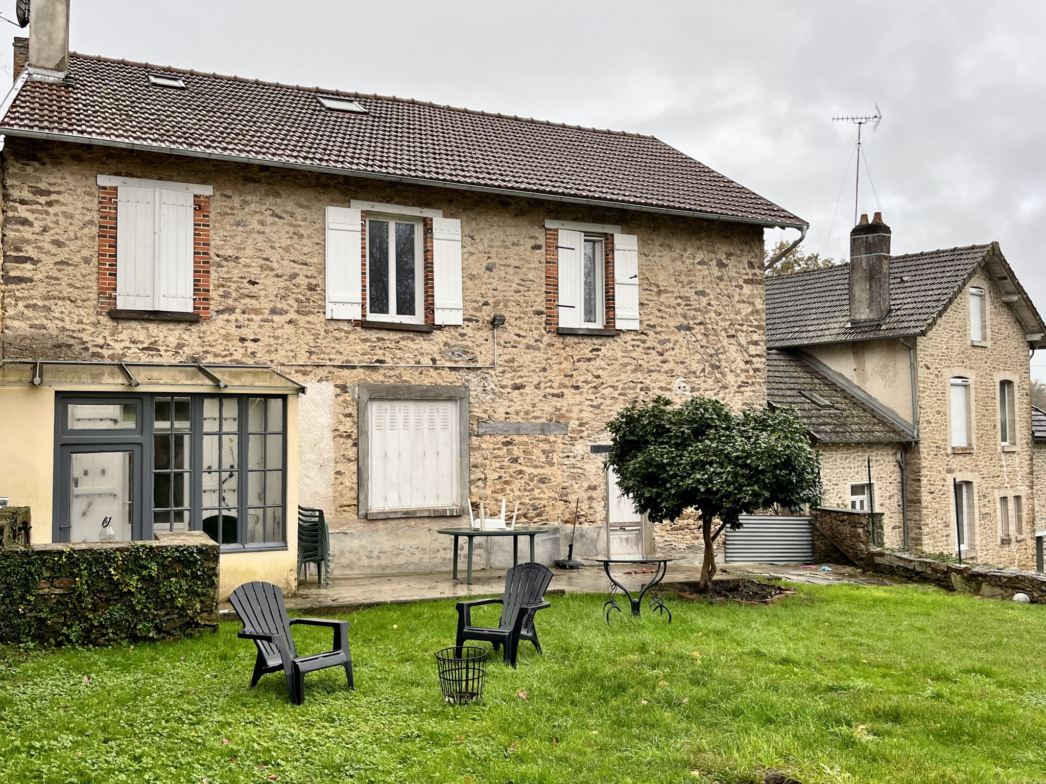 Jolie maison de bourg de 95m2 sur la commune de Peyrilhac  