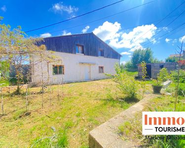 EXCLUSIVITÉ - MAISON DE 176m2 - PROCHE VILLAGE, COMMERCES ET ECOLES 