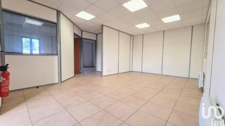 Bureaux 1 pièce 80 m²