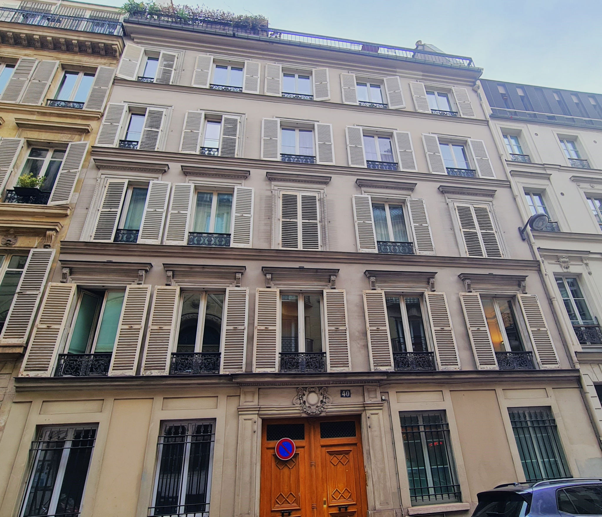 137 m2 de bureaux à louer RUE BLANCHE / NOUVELLE ATHENES 750 