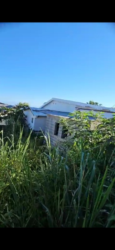 Dpt La Réunion (97460), à vendre SAINT PAUL terrain + 2 Maisons