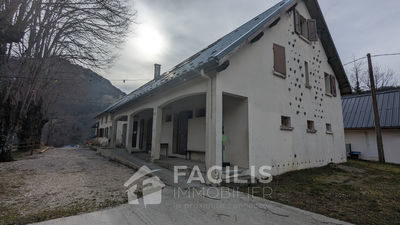 GRAND GITE ET CHAMBRES D'HOTES - MALLEVAL EN VERCORS