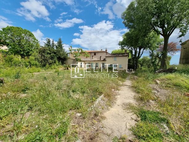 Terrain Vente Grasse  2209m² 689000€