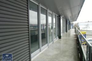 Local commercial 70 m²