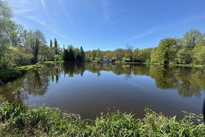 HAUTE VIENNE - Superbe propriété au bord d'un lac et d'une riv