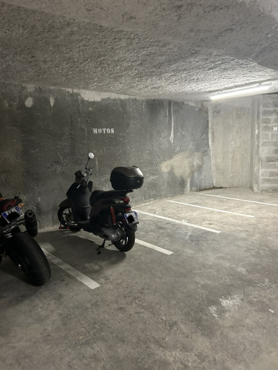 Parking - Garage Vente Antibes  3m² 7300€