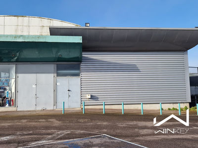 Local garage face INTER MARCHE - 488m² 