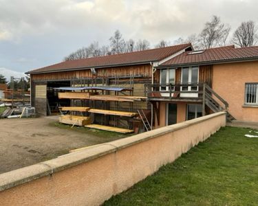 Maison 177 m2 avec dépôt 270 m2 sur 4200 m2 de terrain